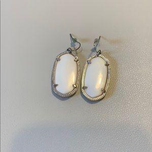 Kendra Scott White with Silver Colorer Metal